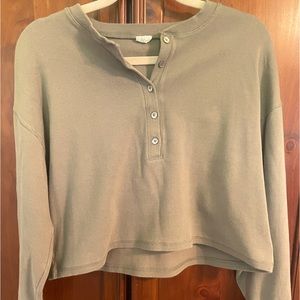 Wilfred Free long sleeve cropped shirt.
